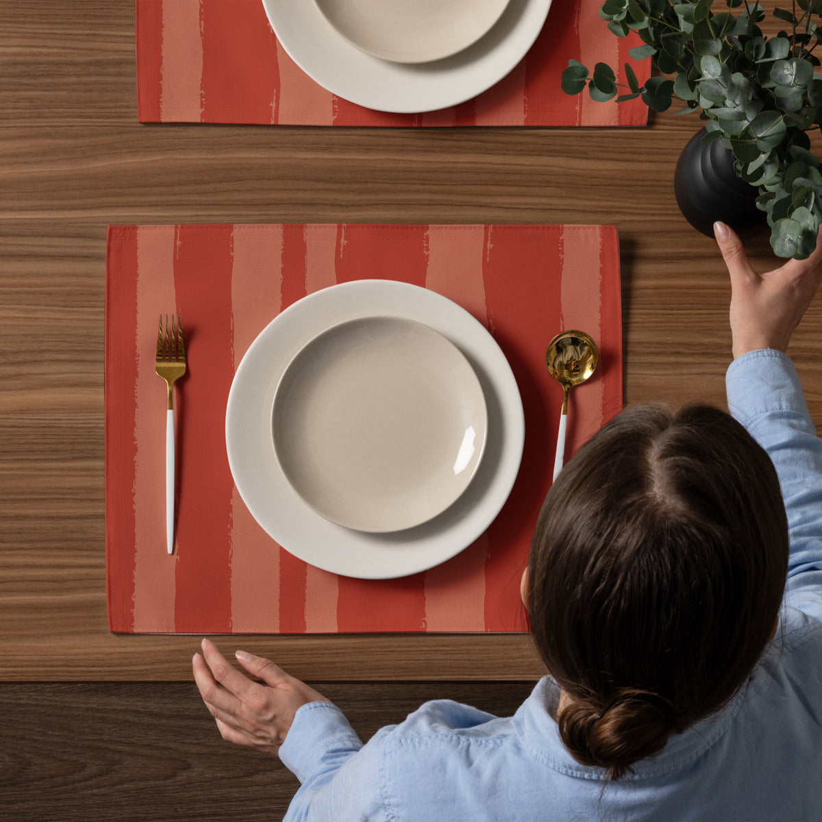 Polyester Placemats with Red-orange Hand-painted Brush Stroke Print — 4-Piece Set