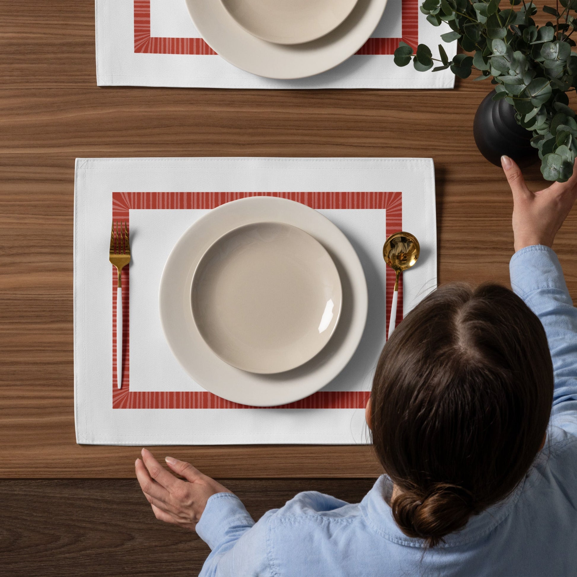 Placemat Set with Hand-painted Classic Border Motif Print, CABM-1135