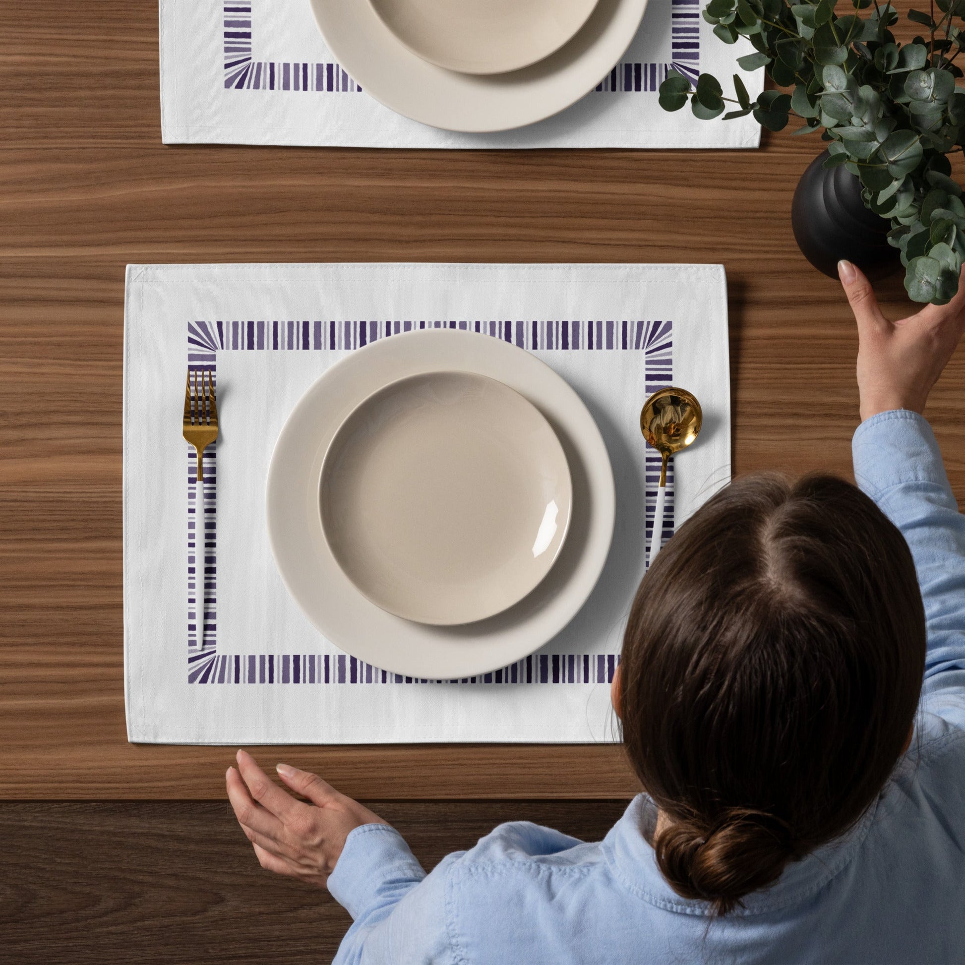 Placemat Set with Hand-painted Classic Border Motif Print, CABM-1143