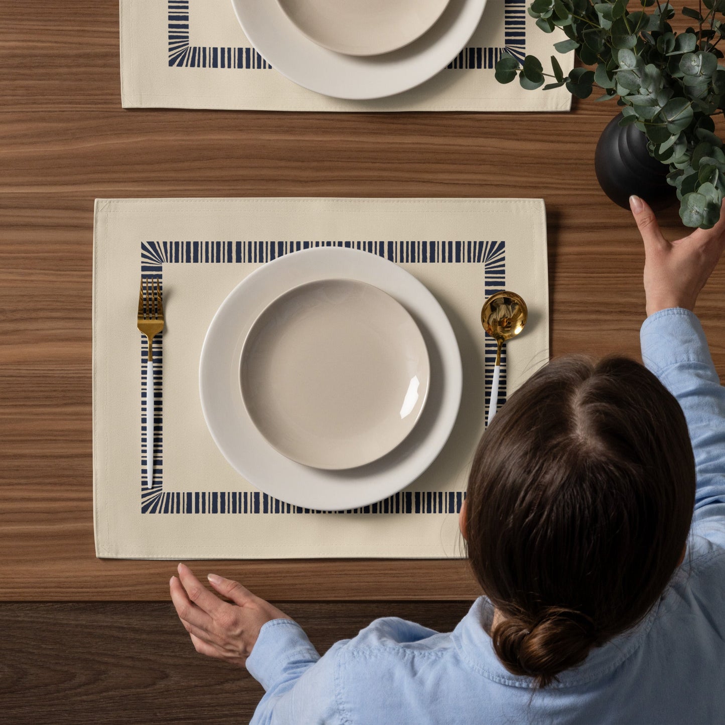 Placemat Set with Hand-painted Classic Border Motif Print, CABM-1275
