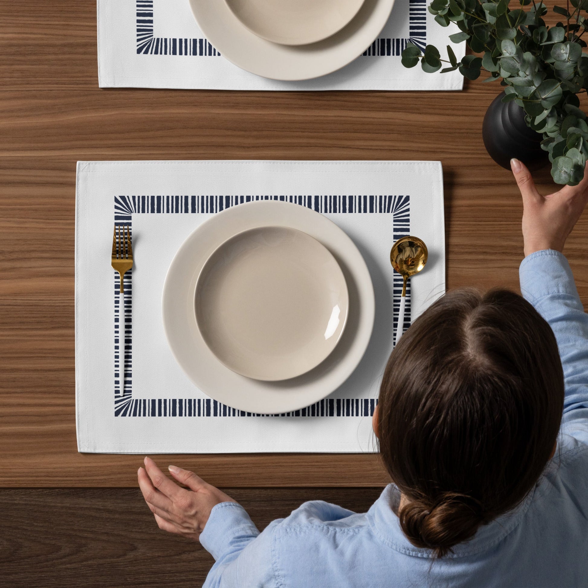 Placemat Set with Hand-painted Classic Border Motif Print, CABM-1271