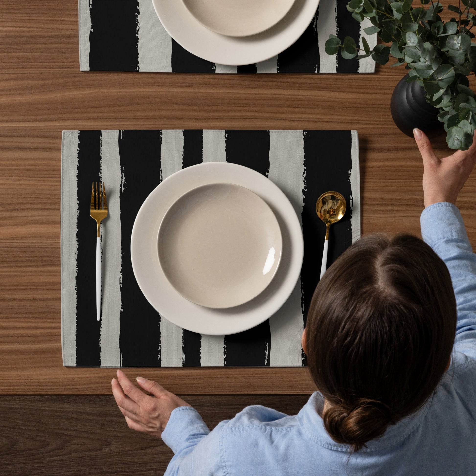 Placemat Set with Hand-painted Brush Stroke Print, CABS-1192