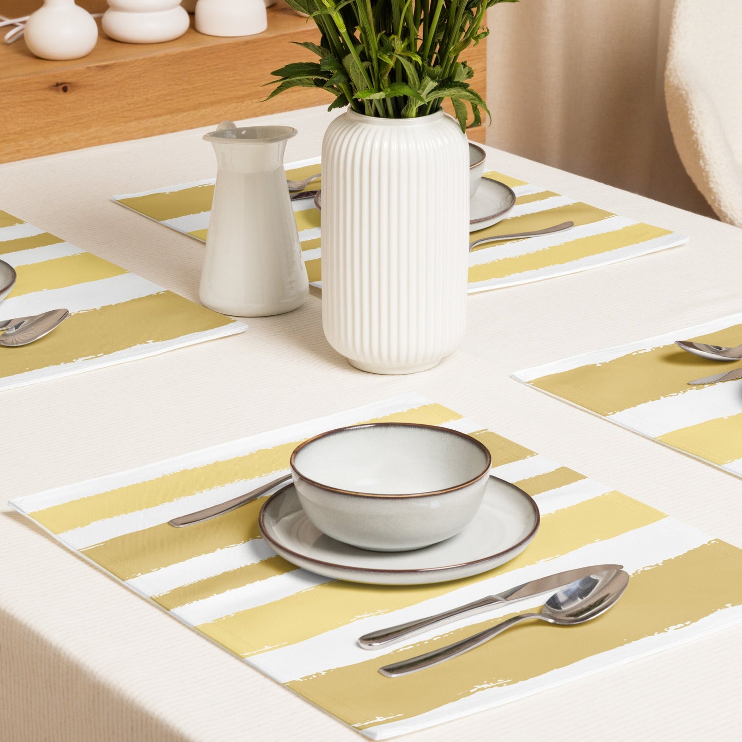 Placemat Set with Hand-painted Brush Stroke Print, CABS-1381