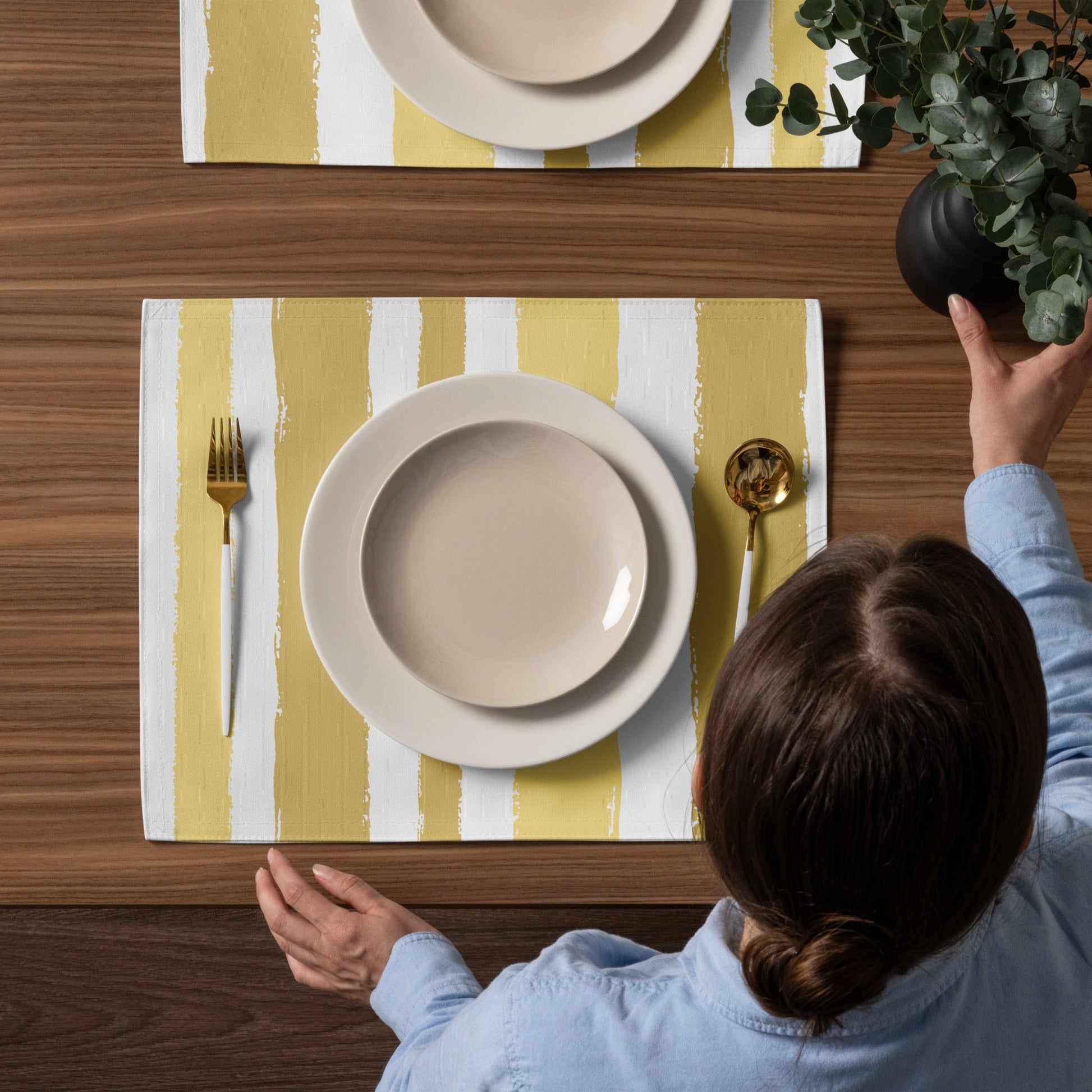 Placemat Set with Hand-painted Brush Stroke Print, CABS-1381
